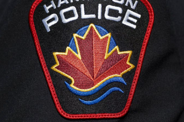 கனடாவில் நகைக் கடையில் கொள்ளையிட்ட 4 பேர் கைது | Four Suspects Stole Jewelry In Alleged