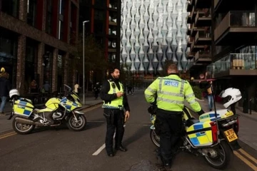 பிரித்தானியாவில் பாரிய விபத்தொன்றில் சிக்கிய இந்தியர்கள்: ஒருவர் பலி