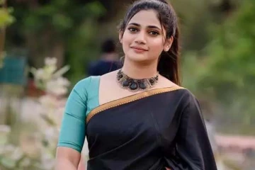 பட்டுப்புடவையில் பேரழகியாக லொஸ்லியா: தெறிக்கவிடும் புகைப்படம்