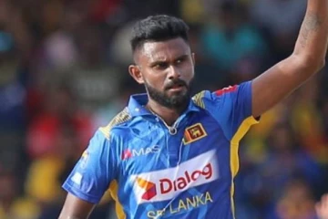 அதிகாலை நாட்டைவிட்டு வெளியேறிய இலங்கை கிரிக்கெட் அணியின் முன்னாள் வீரர்