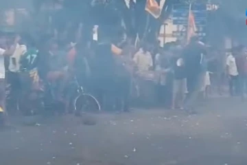 விடிவுகளத்தை நோக்கி வெடி கொழுத்தி கொண்டாட்டம்!