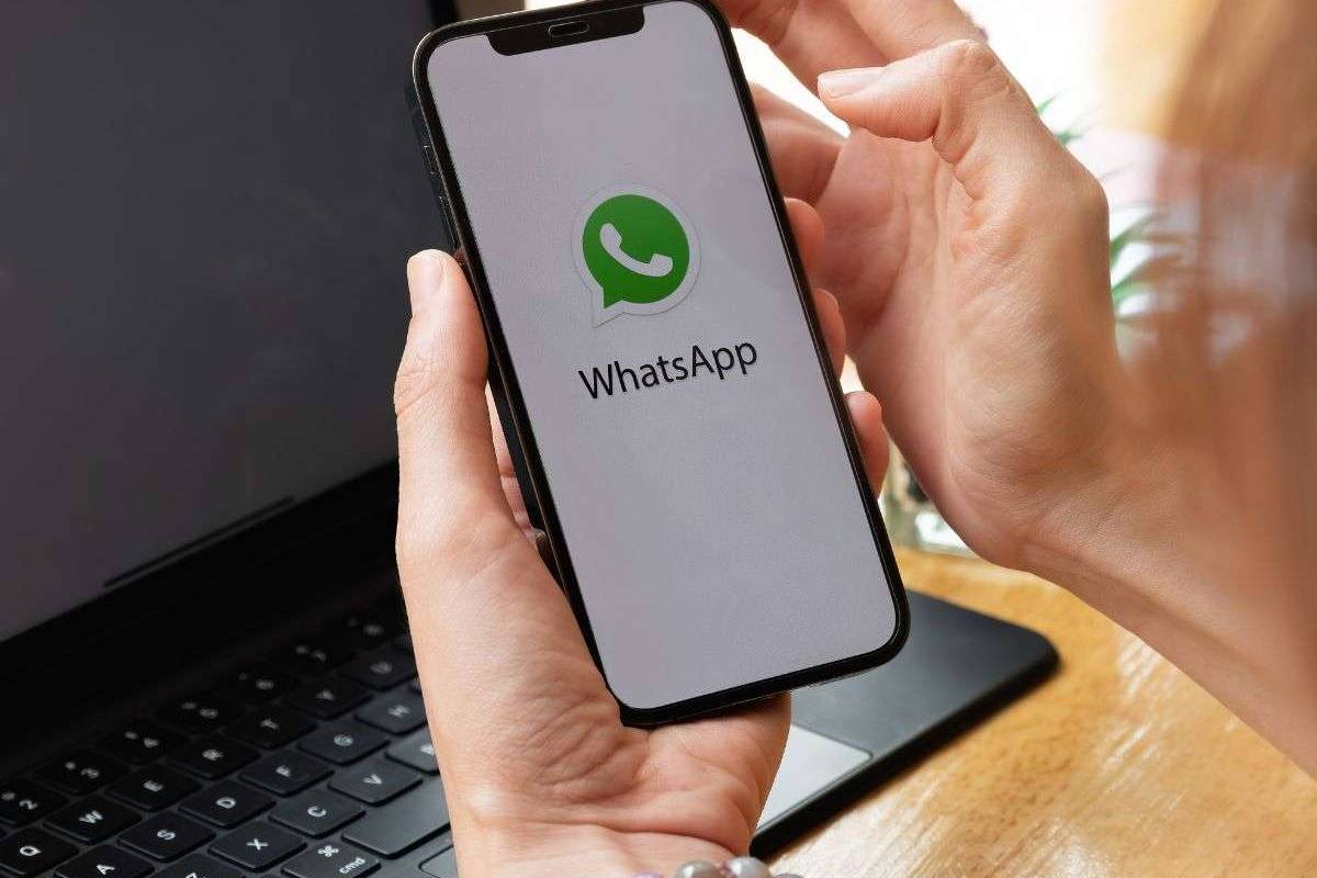இனி வாட்ஸ்அப்பிலே மின்சார, தண்ணீர் கட்டணங்களை செலுத்தலாம் | Whatsapp Launches Bill Payments In India இனி வாட்ஸ்அப்பிலே மின்சார, தண்ணீர் கட்டணங்களை செலுத்தலாம் | Whatsapp Launches Bill Payments In India