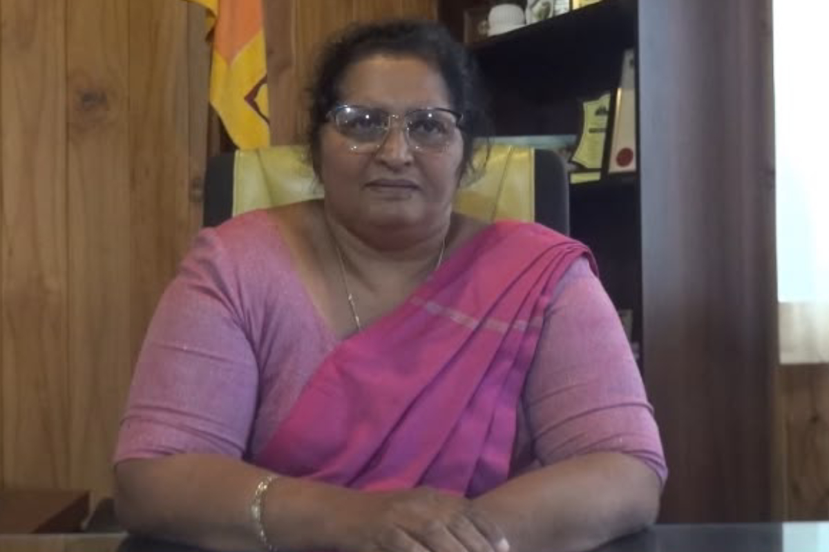 நுவரெலியாவில் சீரற்ற காலநிலையால் 581 குடும்பங்களைச் சேர்ந்த 2331 பேர் பாதிப்பு | 2331 People From 81 Families Affected Nuwara Eliya நுவரெலியாவில் சீரற்ற காலநிலையால் 581 குடும்பங்களைச் சேர்ந்த 2331 பேர் பாதிப்பு | 2331 People From 81 Families Affected Nuwara Eliya