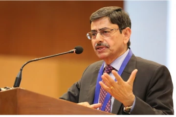 அந்த காலத்தில் ஜாதி இல்லை பிராமணர் சூத்திரர் போன்ற பிரிவுகள் தான் இருந்தது - ஆளுநர் ஆர்.என்.ரவி