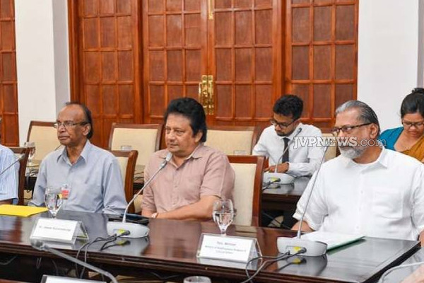இளைஞர்களின் ஆலோசனைகளை பெற திட்டம் தீட்டும் ஜனாதிபதி ரணில்! | President Ranil Plans Get The Advice Of The Youth
