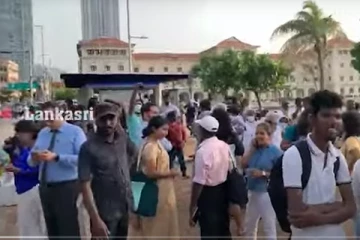 மீண்டும் காலி முகத்திடலுக்கு வந்த போராட்டக்காரர்கள் (காணொளி)