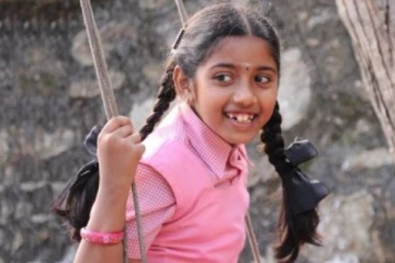 தங்க மீன்கள் பட புகழ் குழந்தை நட்சத்திரம் சாதனாவா இது?- இளம் நாயகி ரெடியா, லேட்டஸ்ட் க்ளிக்