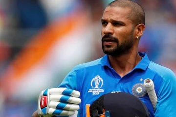 மனைவியை பிரிந்தார்  இந்திய நட்சத்திரம்  ஷிகர் தவான்!