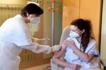 கொரோனா தடுப்பூசிகள் முதல் டோஸ் போட்டு 5 வாரங்களுக்குப் பிறகு கண்டிப்பாக இது நடக்கும்! ஆய்வில் தெரியவந்த உண்மை