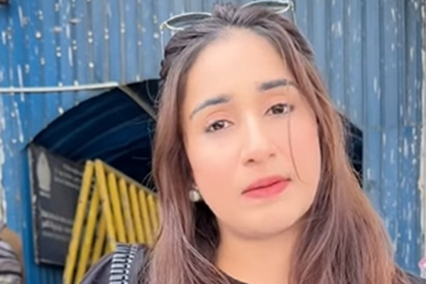 போலி பதிவு தொடர்பில் நடிகை பேஷானி சிஐடியிடம் முறைப்பாடு | Popular Actress Peshani Goes To Cid False News