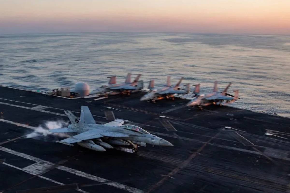 USS Abraham Lincoln கப்பல் 260 நாட்கள் கடலில் - வெளியான அதிர்ச்சி தகவல்..! | Us Faces Morale Crisis Amid Iran War Hormuz USS Abraham Lincoln கப்பல் 260 நாட்கள் கடலில் - வெளியான அதிர்ச்சி தகவல்..! | Us Faces Morale Crisis Amid Iran War Hormuz