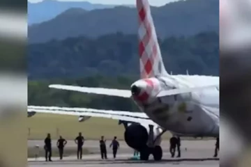 விமான இன்ஜினுக்குள் சிக்கி பலியான நபர் ; விமான நிலையத்தில் பரபரப்பு