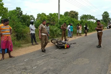 மோட்டார் சைக்கிள் விபத்தில் இளைஞர் ஒருவர் பலி