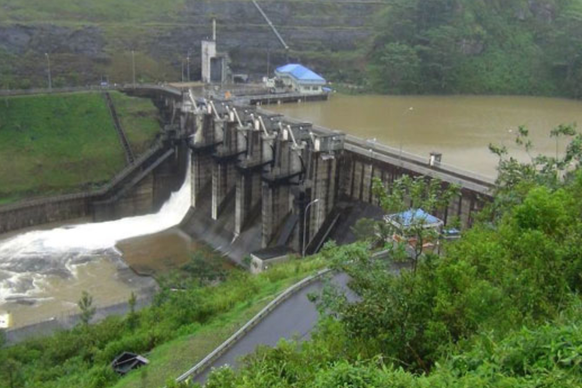கொத்மலை பிரதான வீதி தற்காலிகமாக மூடப்பட்டுள்ளது | Kotmale Gampola Road Closed