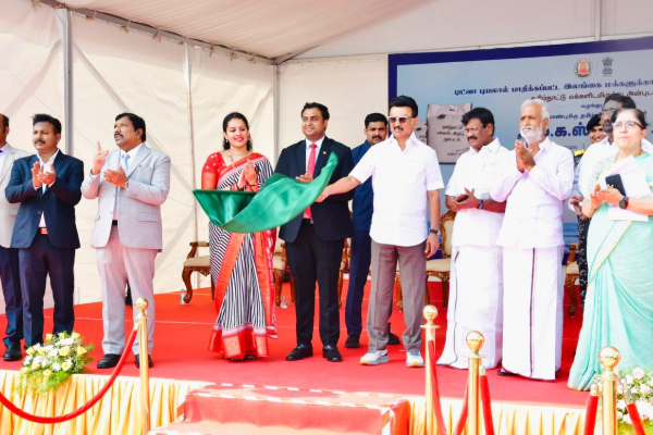 இலங்கை மக்களுக்கு உதவிகரம் நீட்டியுள்ள தமிழக மக்கள்! நிவாரணபொருட்களுடன் வரும் மற்றுமொரு கப்பல்.. | Tamil Nadu Relief For Lanka Cyclone இலங்கை மக்களுக்கு உதவிகரம் நீட்டியுள்ள தமிழக மக்கள்! நிவாரணபொருட்களுடன் வரும் மற்றுமொரு கப்பல்.. | Tamil Nadu Relief For Lanka Cyclone