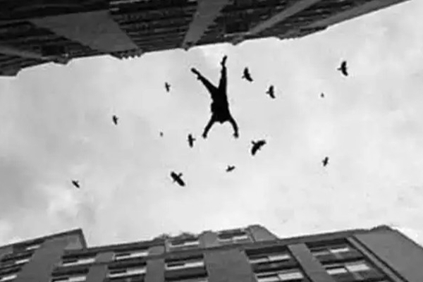 சலூனில் முடியை சிறியதாக வெட்டியதால் ஆத்திரம் - 16வது மாடியிலிருந்து குதித்த சிறுவன் | Maharashtra 13 Year Old Boy Jumps To Death Haircut சலூனில் முடியை சிறியதாக வெட்டியதால் ஆத்திரம் - 16வது மாடியிலிருந்து குதித்த சிறுவன் | Maharashtra 13 Year Old Boy Jumps To Death Haircut