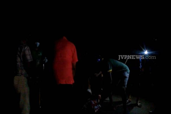வவுனியாவில் கொடூர சம்பவம்: உயிருக்கு போராடிய நிலையில் வீதியில் கிடைந்த இருவர் | Peoples Fighting For Their Lives Vavuniya Street