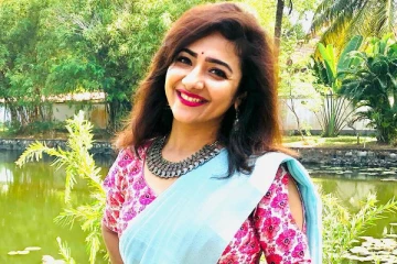 போதைக்கு அடிமையாகி வீட்டிலேயே பார் வைத்திருக்கும் சீரியல் நடிகை! வீடியோவால் ரசிகர்கள் அதிர்ச்சி