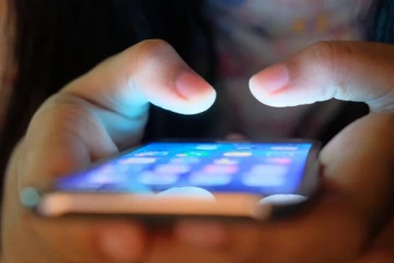 உங்க ஸ்மார்ட் போனில் வேகத்தை அதிகரிக்க டிப்ஸ்: Settingsல் இதை மாற்றினால் போதும்