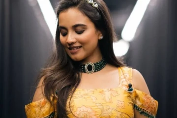 கோல்டன் ஸ்பேரோ!! சூப்பர் சிங்கர் மானசியின் கலக்கல் போட்டோஷூட்..