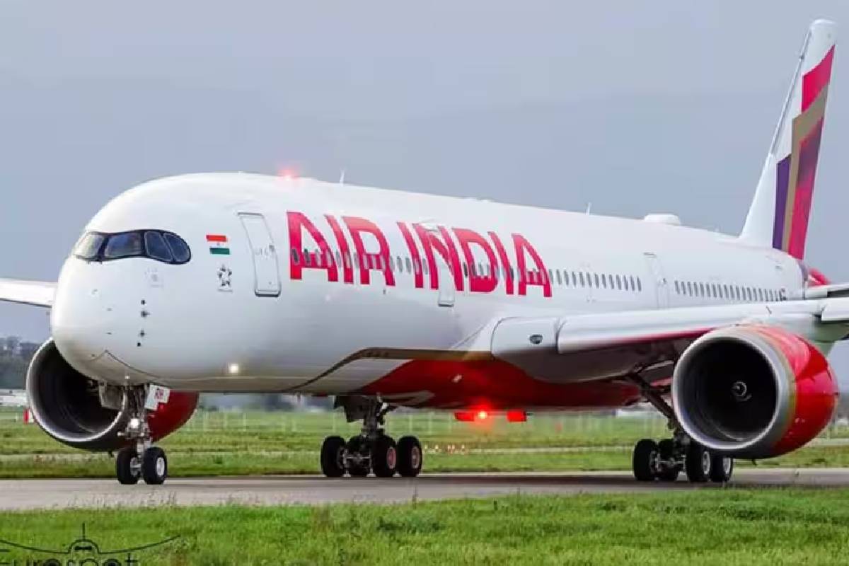 ஜேர்மனியிலிருந்து டெல்லி வந்த விமானத்திற்கு கடத்தல் எச்சரிக்கை; ஜெய்ப்பூரில் அவசர தரையிறக்கம் | Air India Frankfurt Delhi Flight Sent Hijack Alert