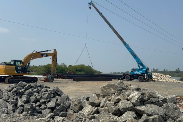 துரித கதியில் சீரமைக்கபப்டும் வட்டுவாகல் பாலம் | Vattuvakal Bridge Is Being Renovated Rapid Pace