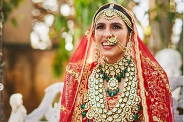 அம்பானி மருமகளிடமிருக்கும் உலகின் மிக விலையுயர்ந்த வைர நெக்லஸ் - என்ன ஸ்பெஷல்?