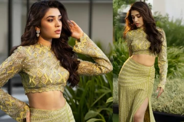 இளம் நடிகை க்ரித்தி ஷெட்டி செம கிளாமர் போட்டோஷூட்