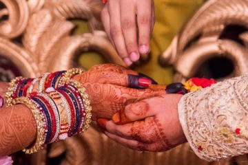 13 வயது சிறுவனை கட்டாயத் திருமணம் செய்த ஆசிரியை! ஆறு நாட்களில் விதவைக் கோலம்.. தெரிய வந்த அதிர்ச்சி உண்மை