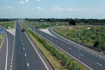 அதிவேக நெடுஞ்சாலைகளில் கட்டணம் செலுத்துவதில் புதிய நடைமுறை