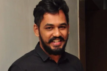 இசையமைப்பாளர் ஹிப் ஹாப் ஆதிக்கு டாக்டர் பட்டம்.. மகிழ்ச்சியில் ரசிகர்கள்