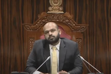 மக்களை மேலும் பாதாளத்திற்குள் தள்ளிவிட்டு பெருமை கொள்ளும் அரசாங்கம்! சாணக்கியன்