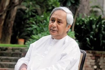 இந்தியாவில் மிகவும் பிரபலமான முதல்வர் யார்? தென் மாநிலை முதல்வர்கள் யாரும் பட்டியலில் இல்லை!