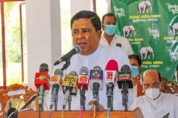 ஜனாதிபதி ரணிலுடன் ஒப்பிடக் கூடிய தலைவர்கள் உலகில் இல்லை:அவர் தேசிய சொத்து:வஜிர அபேவர்தன