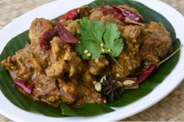 கிராமத்து ஸ்டைலில் நாட்டுக்கோழி மிளகு வறுவல்! சுலபமாக செய்வது எப்படி?