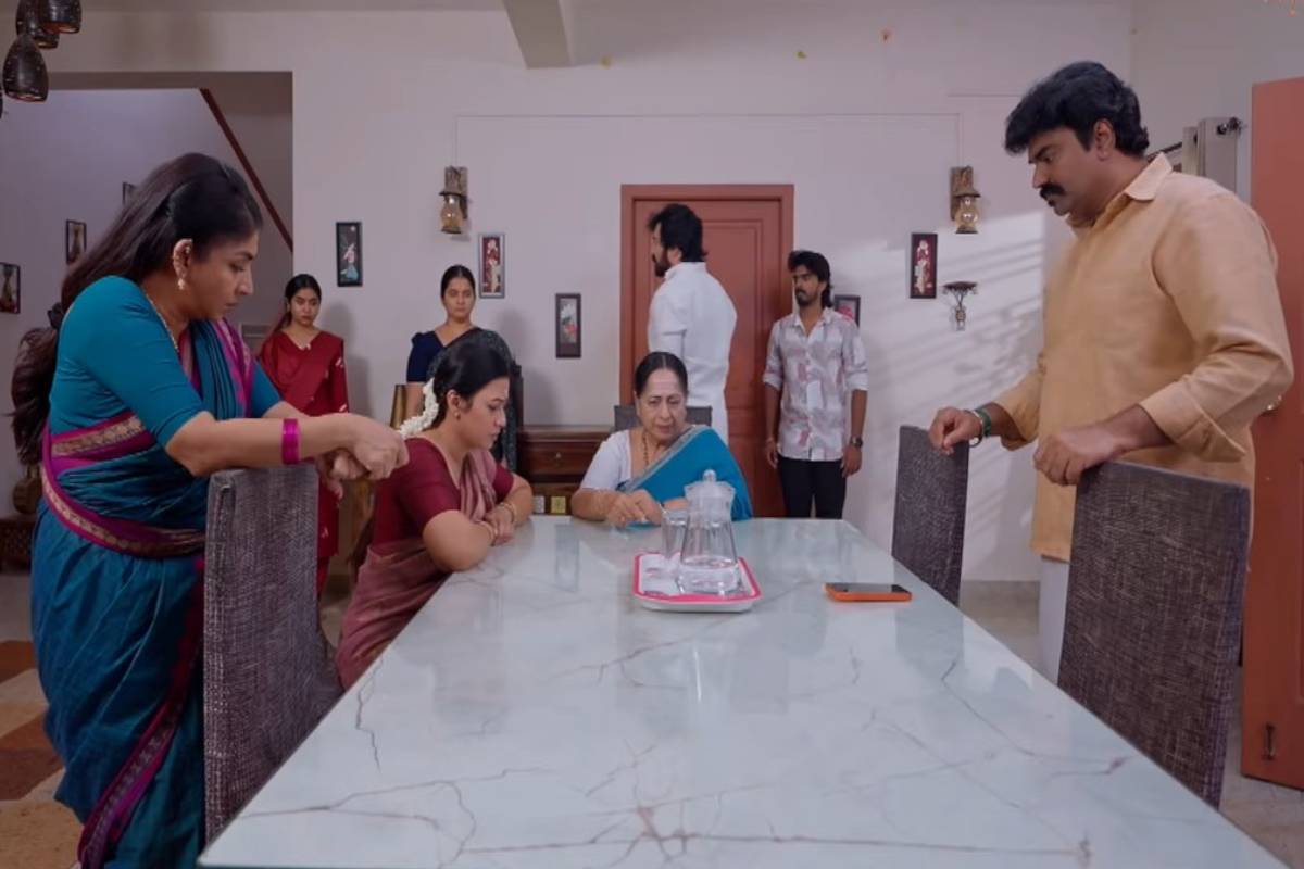 ஜனனிக்கு எதிராக மாறும் ஈஸ்வரி, குணசேகரனுக்கு வந்த மிரட்டல்... எதிர்நீச்சல் தொடர்கிறது சீரியல் புரொமோ | Ethirneechal Thodargiradhu Serial Promo 17 Apr