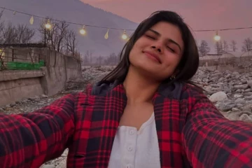 பிக்பாஸ் 10ல் வைல்ட் கார்டு என்ட்ரி அக்ஷிதாவின் அழகிய புகைப்படங்கள்...