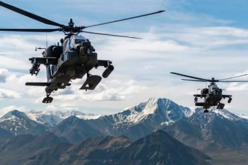 அமெரிக்காவில் நேருக்கு நேர் மோதிக் கொண்ட ராணுவ ஹெலிகாப்டர்: 3 பேர் பலி