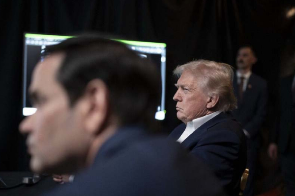 உருக்கு கவச பதுங்கு குழி வாசலில் சிக்கிய மதுரோ! நேரலையில் பார்த்த ட்ரம்ப் | Trump Watched The Arrest Of The Maduro Live