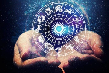 எதிர்பாராத அதிஷ்டம் உங்களைத் தேடி வரப்போகிறது! இன்றைய ராசிபலன்கள்