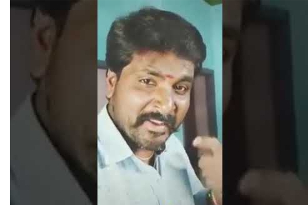 அச்சு அசல் நடிகர் சிவகார்த்திகேயன் போலவே இருக்கும் நபர்.. பார்த்தா ஷாக் ஆகிடுவீங்க | Sivakarthikeyan Look A Like Photo Gone Viral