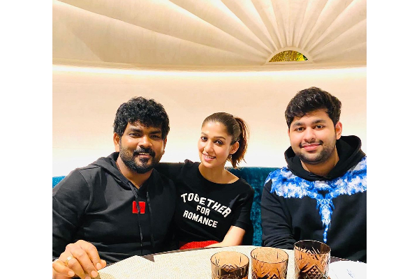 முன்னணி நடிகையுடன் டின்னர் சாப்பிட்ட ஏ.ஆர். ரஹ்மானின் மகன்.. யாருடன் பாருங்க | Ameen Dinner With Nayanthara