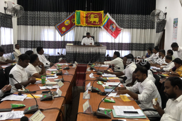 செங்கலடியில் அனுமதியின்றி நாட்டப்பட்ட தொல்பொருள் அடையாளப் பலகைகளை அகற்ற நடவடிக்கை | Remove Archaeological Permission In Chengaladi செங்கலடியில் அனுமதியின்றி நாட்டப்பட்ட தொல்பொருள் அடையாளப் பலகைகளை அகற்ற நடவடிக்கை | Remove Archaeological Permission In Chengaladi