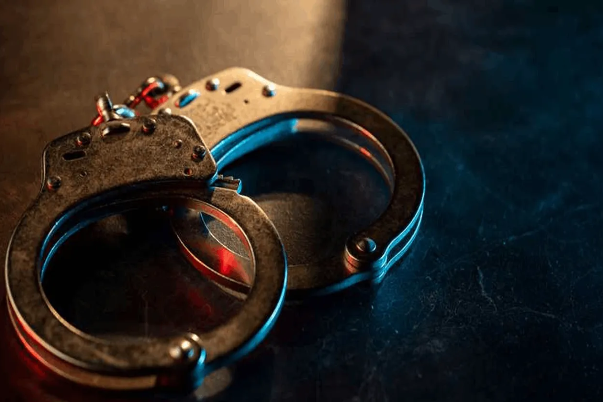 இலங்கைக்கு வந்த சீன வர்த்தகர்களின் மோசமான செயல் ; அதிரடியாக கைது செய்த பொலிஸார் | Misconduct By Chinese Traders In Sri Lanka இலங்கைக்கு வந்த சீன வர்த்தகர்களின் மோசமான செயல் ; அதிரடியாக கைது செய்த பொலிஸார் | Misconduct By Chinese Traders In Sri Lanka