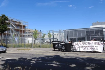 சுவிஸ் தடுப்புக்காவலில் உயிரிழந்த மூன்று இலங்கைத் தமிழர்கள் - நீதிகோரி மக்கள் போராட்டம்