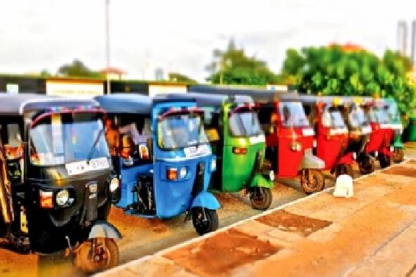 மன்னார் முச்சக்கர வண்டி சாரதிகள் சங்கம் தொடர்பில் கடும் அதிருப்தி | Sri Lanka Mannar Three Wheel Northern Police