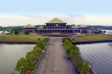 පාර්ලිමේන්තු සභා වාරය ඇරඹෙයි