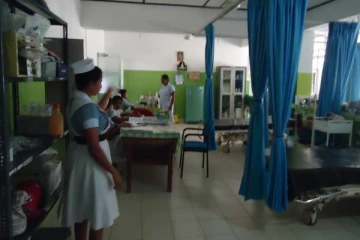 இலங்கையில் கல்லூரியின் அதிபர், ஆசிரியர்கள் உட்பட 26 பேர் வைத்தியசாலையில்! நடந்தது என்ன?