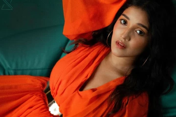 ஹீரோயின் ஆனதும் இப்படி மாறிட்டங்களே !! 18 வயதான அஜித்ரீல் மகள் வெளியிட்ட புகைப்படம்