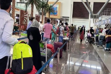 ஓமான் நாட்டுக்குள் சுற்றுலா விசா மூலம் நுழைவோருக்கு முக்கிய தகவல்!